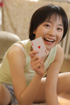 张瑶个人资料